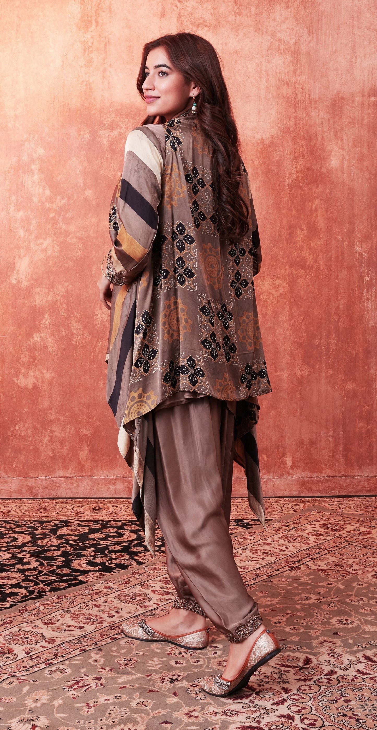 SummerFalling-Beige Ajrakh Printed Habutai Silk Cape Suit Set