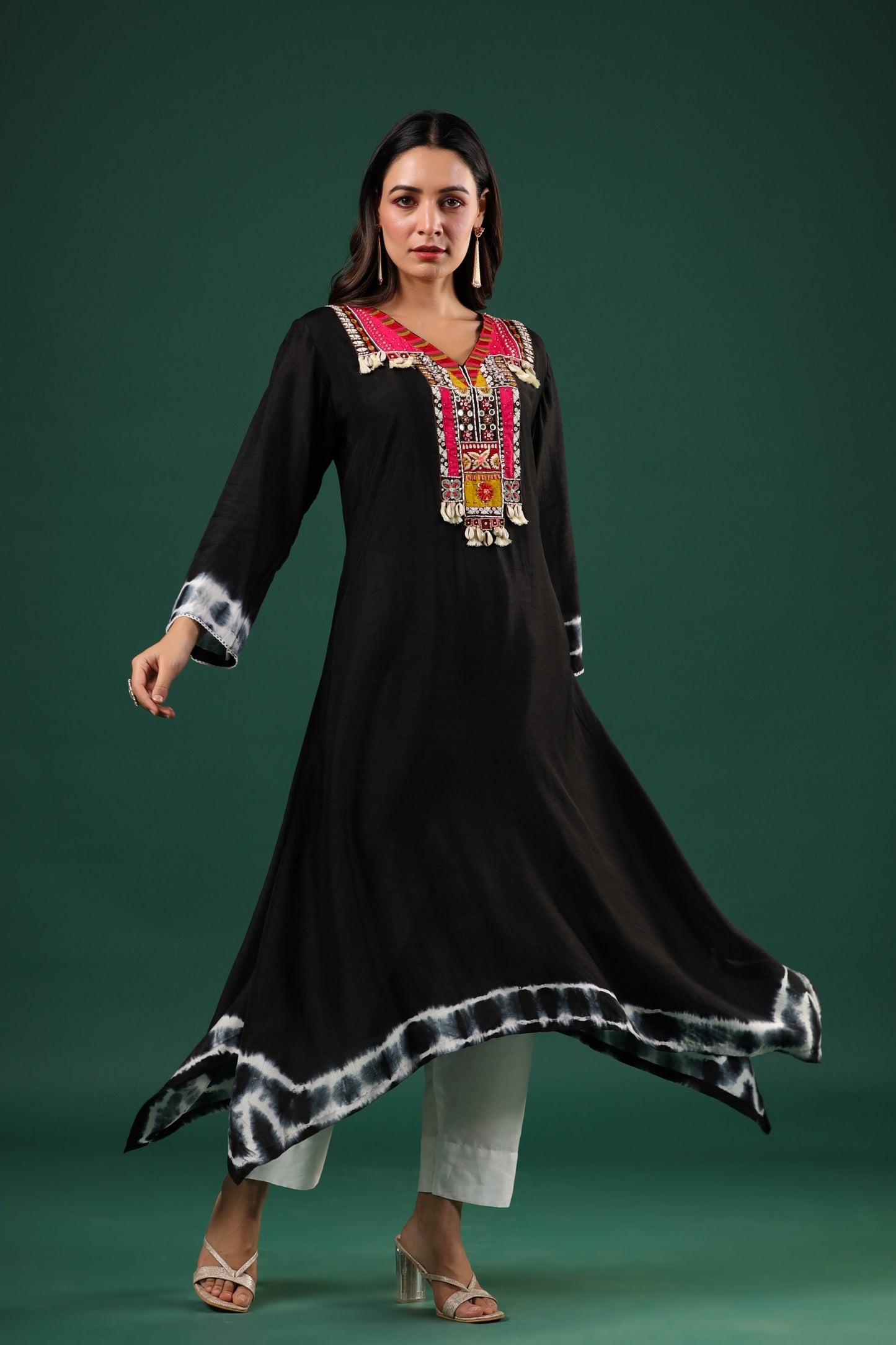 SummerFalling-Black Embellished Dola Silk Pants Set