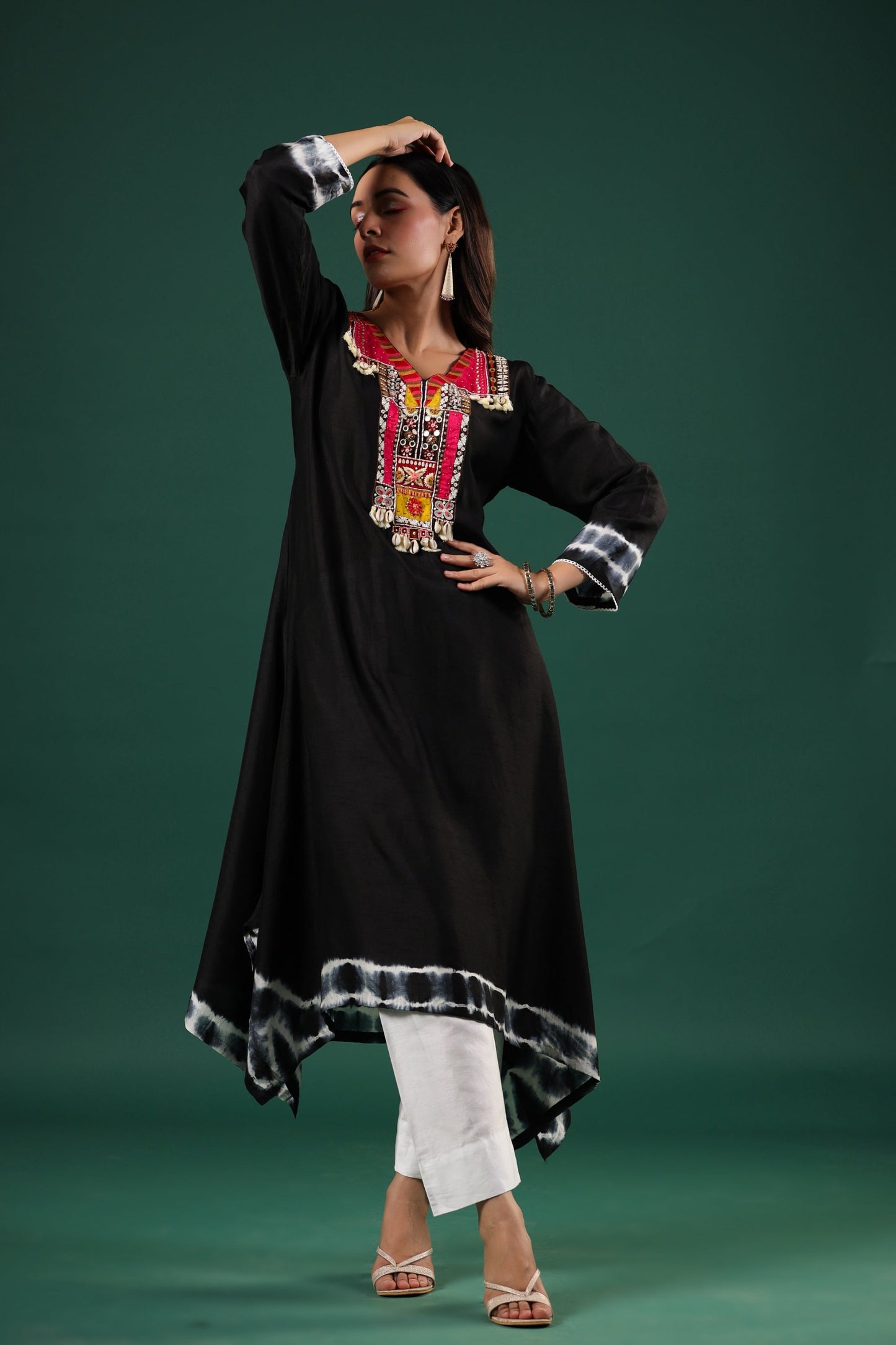 SummerFalling-Black Embellished Dola Silk Pants Set