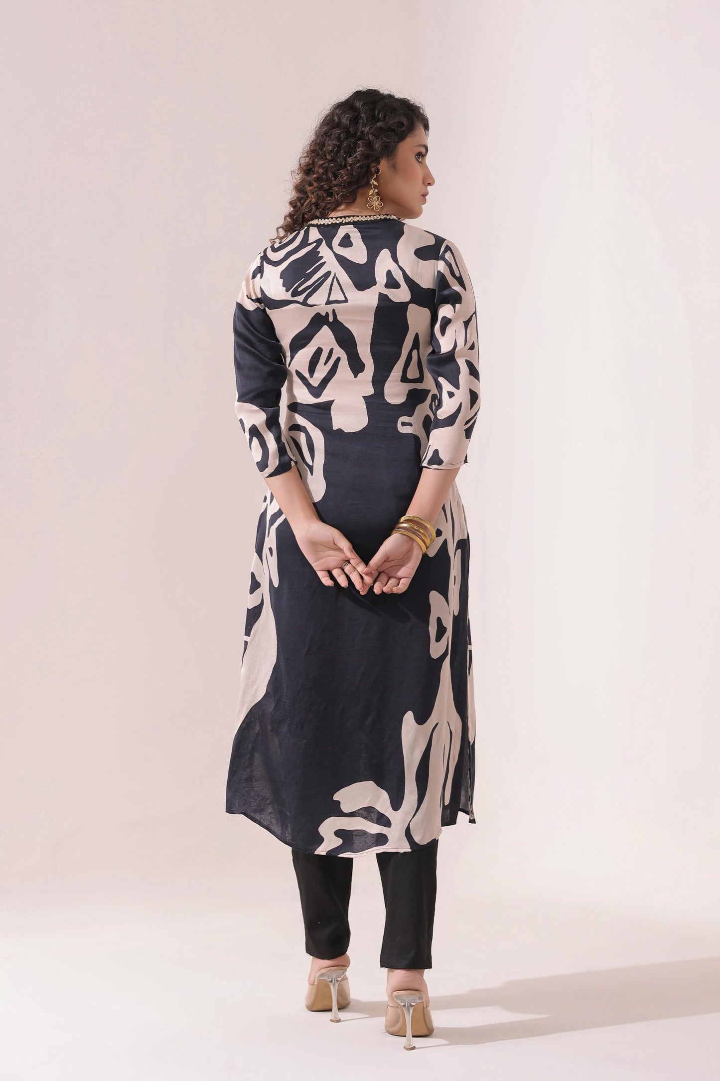 SummerFalling-Black Digital Printed Bamberg Satin Silk Pant Set