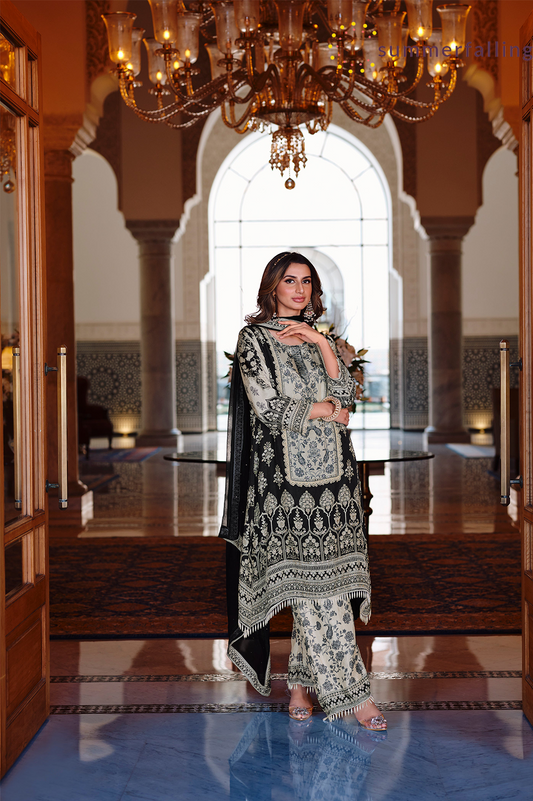 SummerFalling-Black & White Floral Printed Crepe Silk Palazzo Set