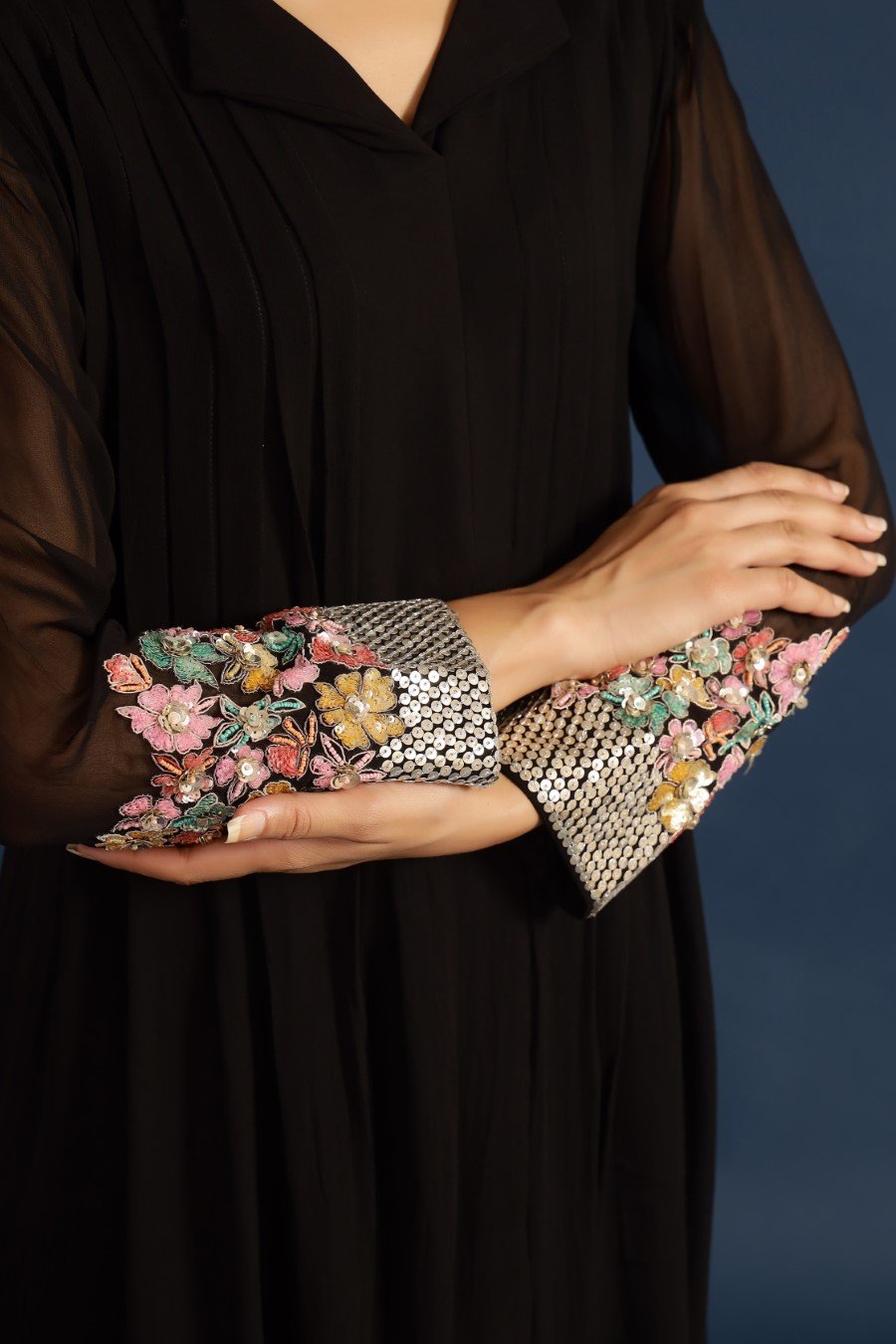 SummerFalling-Black Embellished &amp; Pleared Tunic with Pants