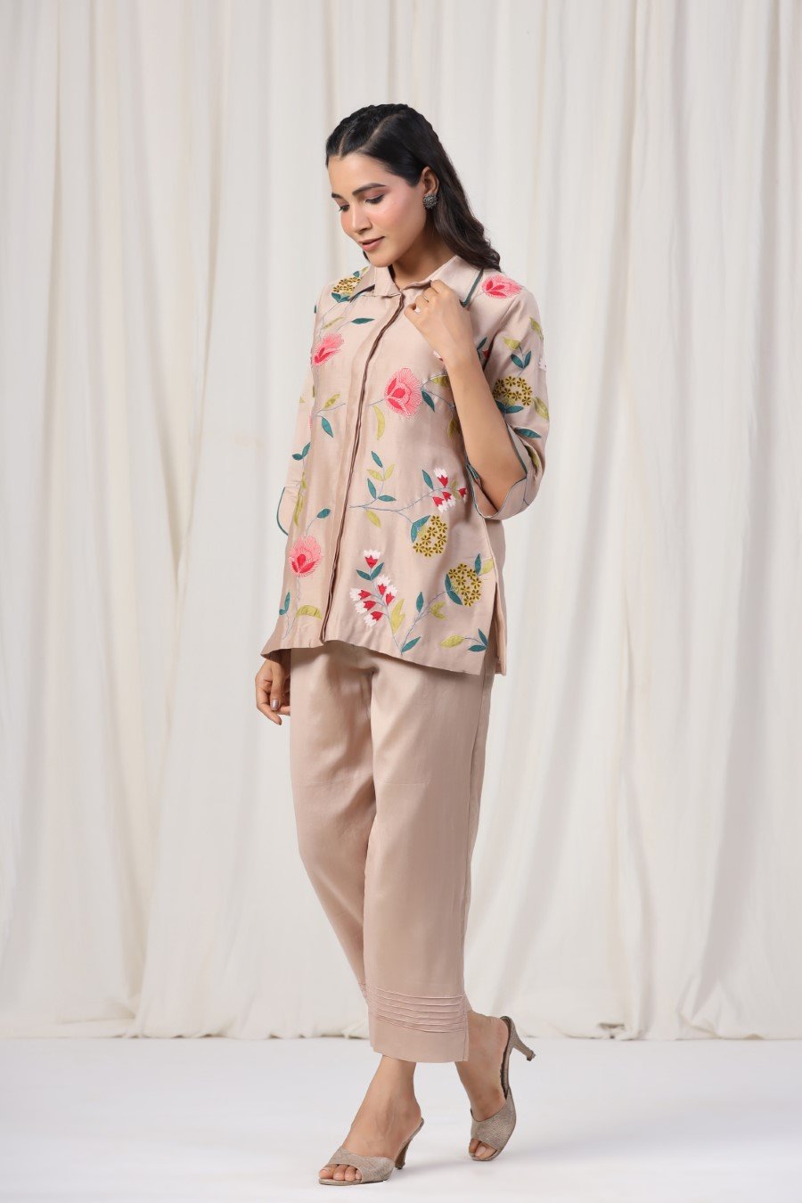 SummerFalling-Beige Chanderi Silk Embroidered Co-ord Set