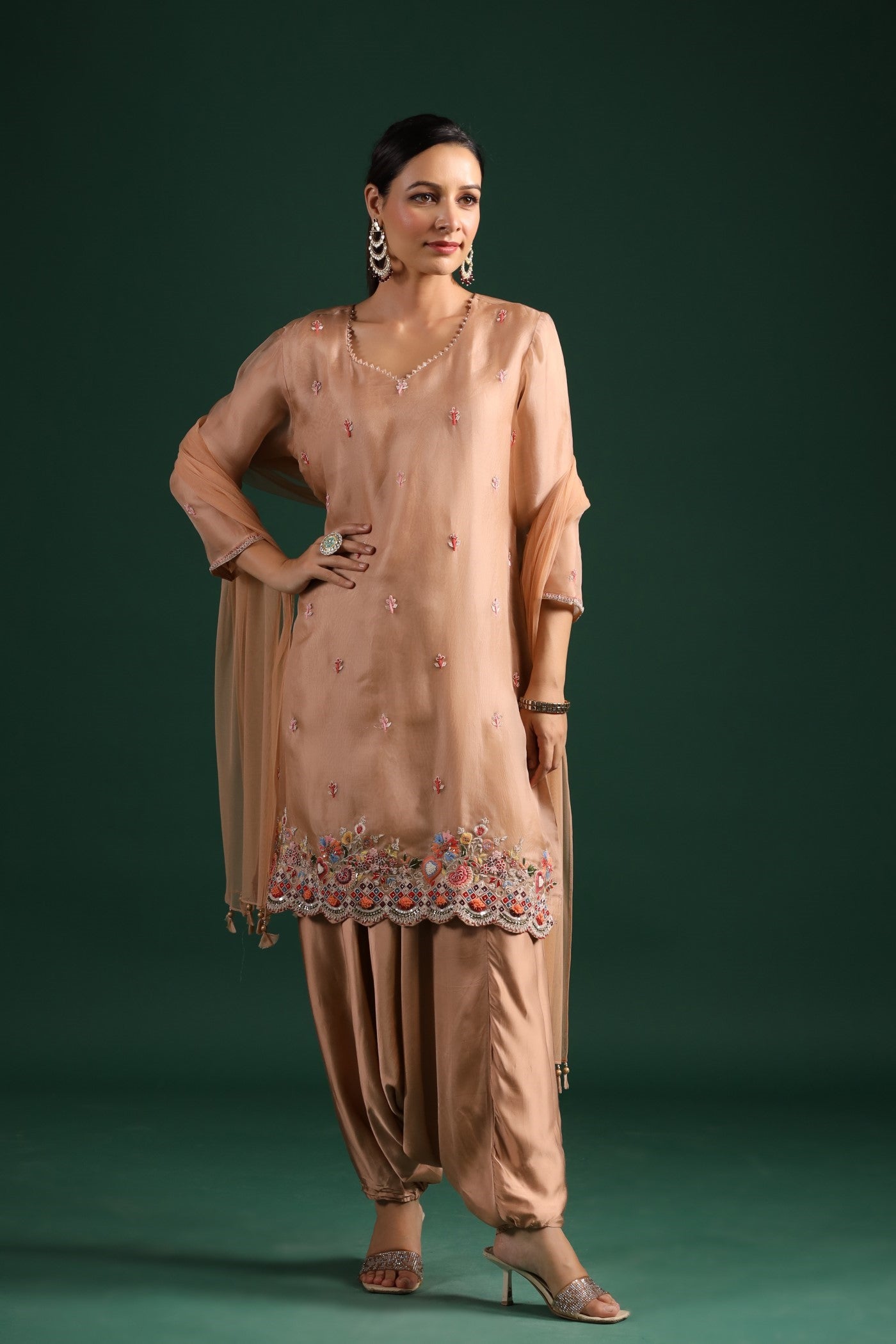 SummerFalling-Beige Organza Silk Kurta Set