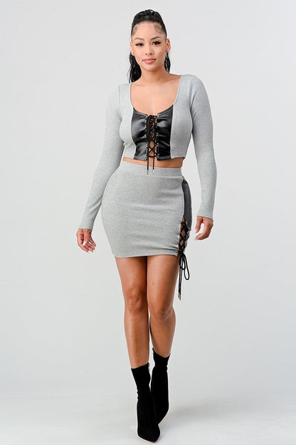 SummerFalling-2 Piece Set With Cropped Long Sleeve Shirt With Pu Leather Detail Matching Mini Skirt