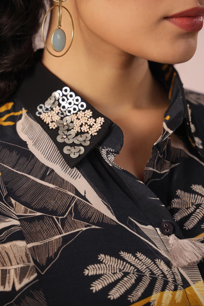 SummerFalling-Black Animal Printed Crepe Silk Kurta & Pant Set